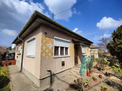 Eladó családi ház Budapest