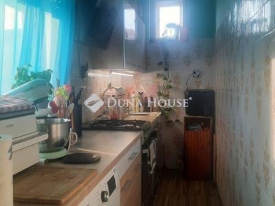 Eladó családi ház Újhartyán