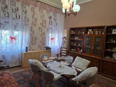 Eladó lakás Szeged