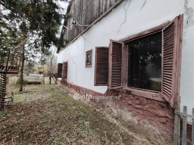 Eladó tanya Derekegyház