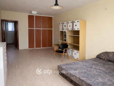Eladó lakás Eger