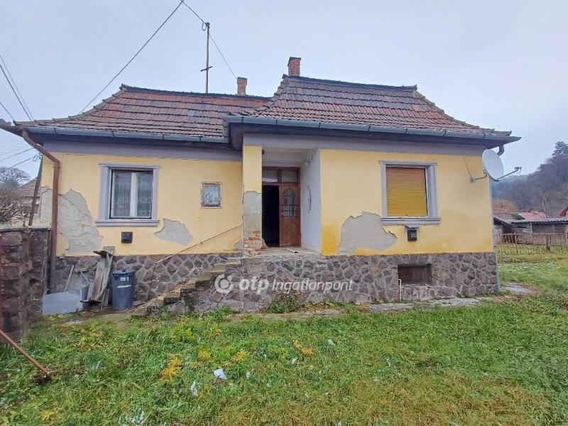 Eladó családi ház Sirok