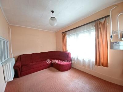 Eladó családi ház Eger