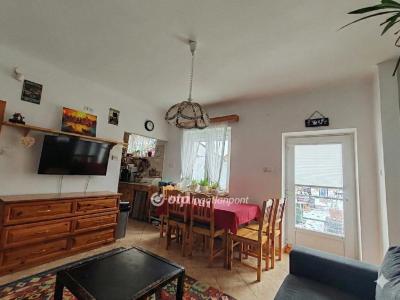 Eladó családi ház Eger