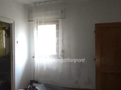 Eladó családi ház Budapest