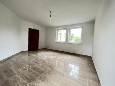 Eladó családi ház Budapest