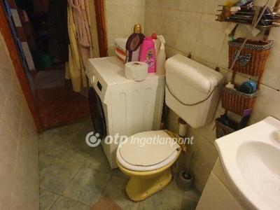 Eladó családi ház Veszprém