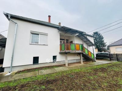 Eladó családi ház Timár