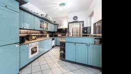 Eladó családi ház Budapest