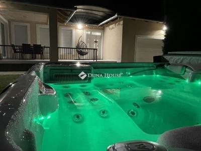 Eladó családi ház Pécs