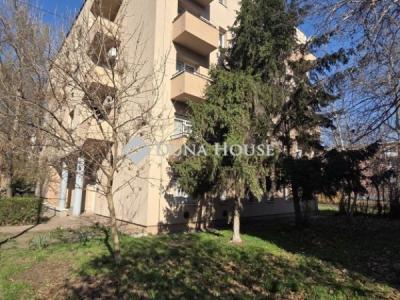 Eladó lakás Szolnok