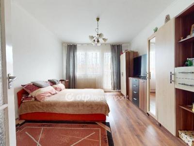 Eladó lakás Nyírbátor