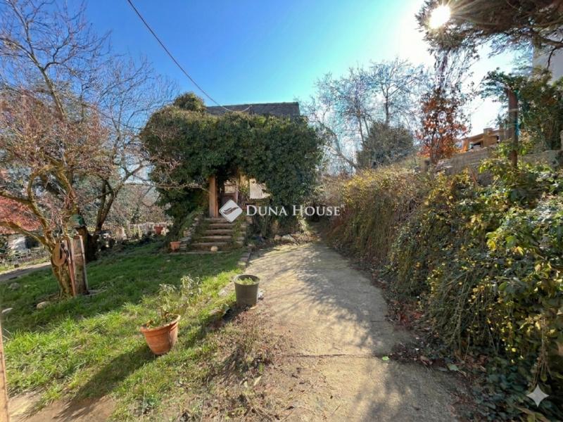 Eladó családi ház Budaörs