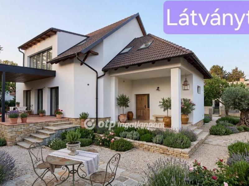 Eladó lakás Balatonkenese Balatonakarattya