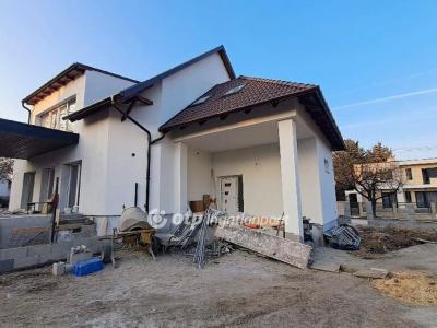 Eladó lakás Balatonkenese Balatonakarattya