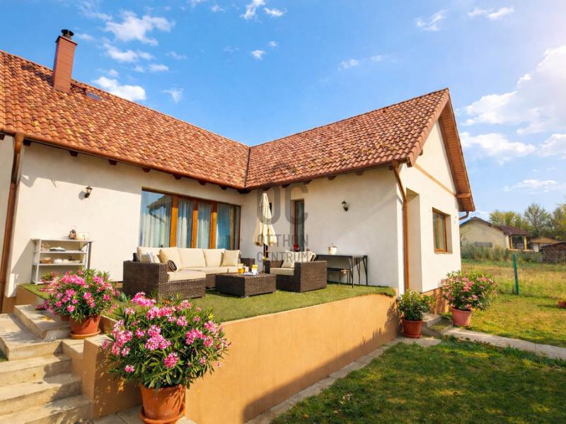 Eladó családi ház Nagytarcsa