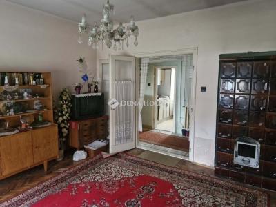 Eladó családi ház Szeged