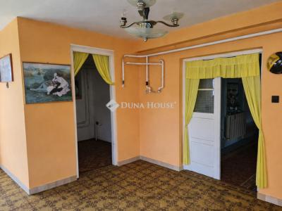 Eladó családi ház Szeged