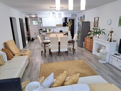 Eladó lakás Debrecen