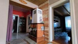 Eladó családi ház Jászfényszaru