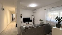 Eladó lakás Budaörs