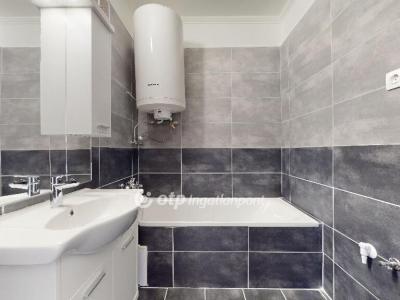 Eladó lakás Nyírbátor