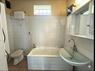 Eladó családi ház Budapest