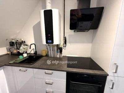 Eladó lakás Budaörs