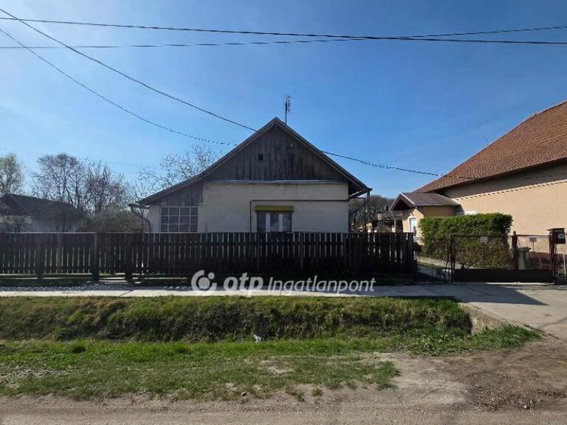 Eladó családi ház Nádudvar