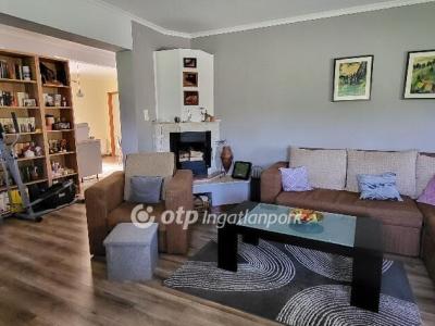 Eladó családi ház Győr