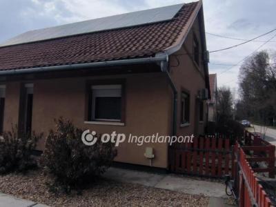 Eladó családi ház Békéscsaba