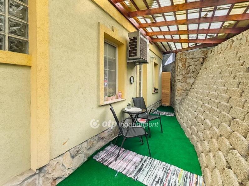 Eladó családi ház Budapest