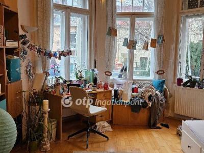 Eladó családi ház Budapest