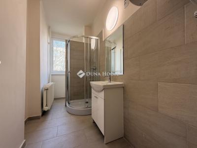 Eladó lakás Kecskemét