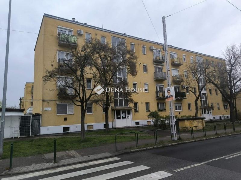 Eladó lakás Budapest