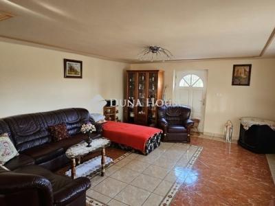 Eladó családi ház Tápiószecső