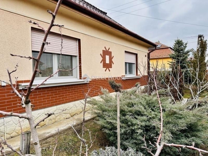 Eladó családi ház Pilis
