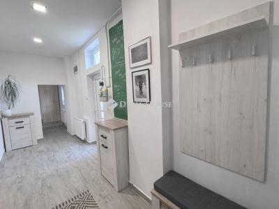 Eladó családi ház Pécs