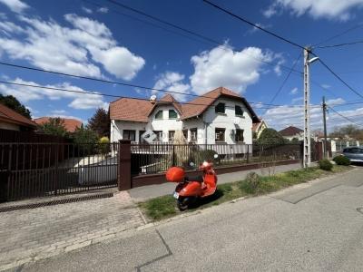 Eladó ikerház Budapest