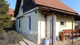 Eladó családi ház Zsombó