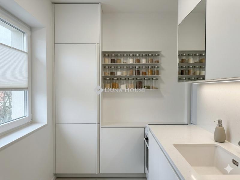 Eladó lakás Budapest