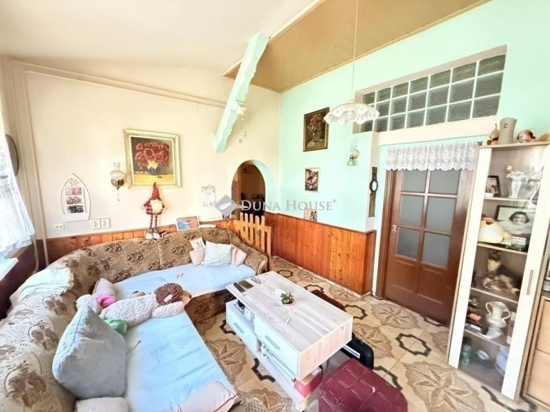 Eladó családi ház Budapest