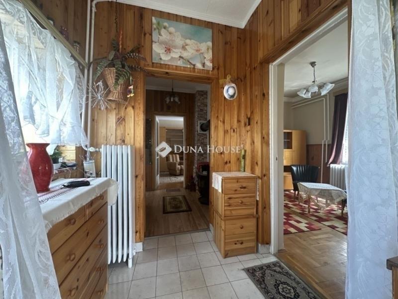 Eladó családi ház Budapest