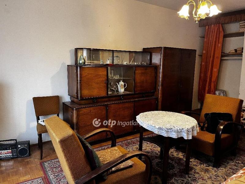 Eladó lakás Zalaegerszeg