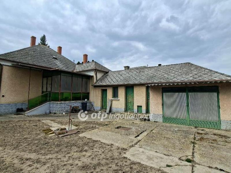 Eladó családi ház Zalaszentgrót