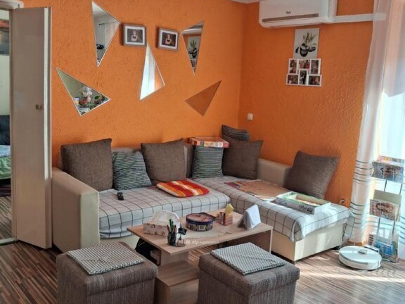 Eladó lakás Komló