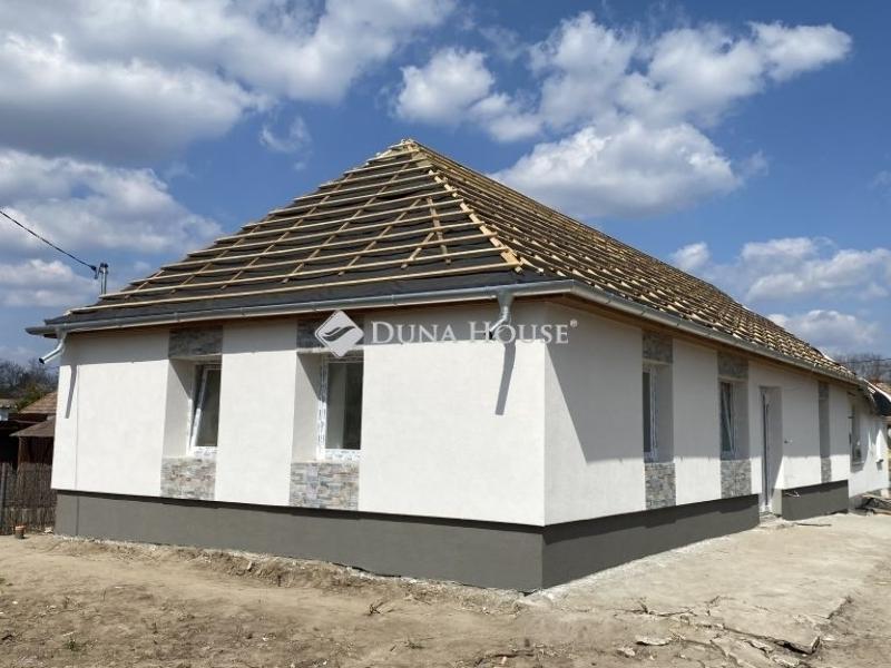 Eladó ikerház Tápióbicske