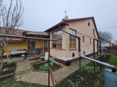 Eladó családi ház Hajdúszoboszló