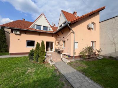 Eladó családi ház Budapest