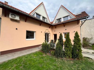 Eladó családi ház Budapest